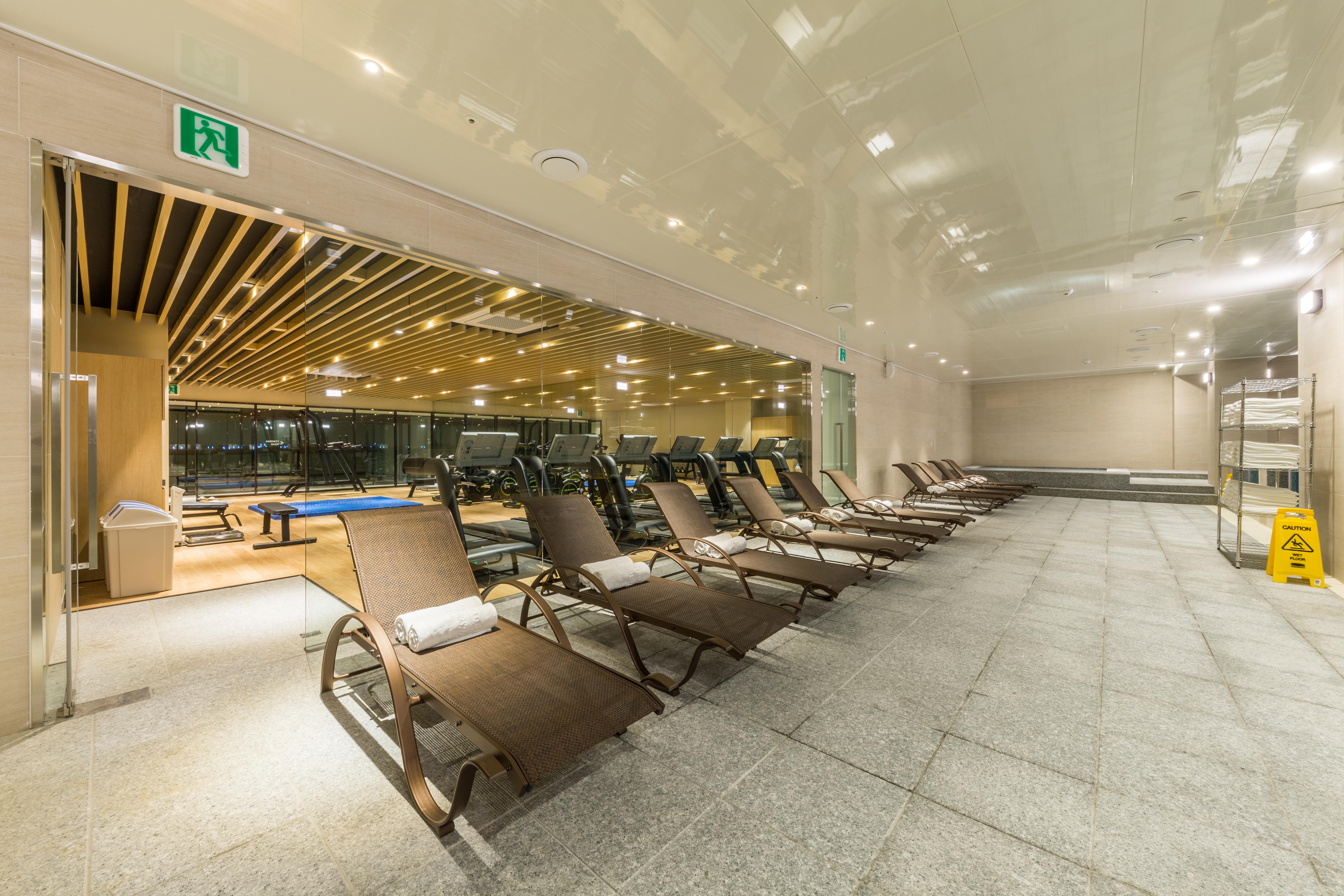 Howard Johnson By Wyndham Incheon Airport Exterior foto