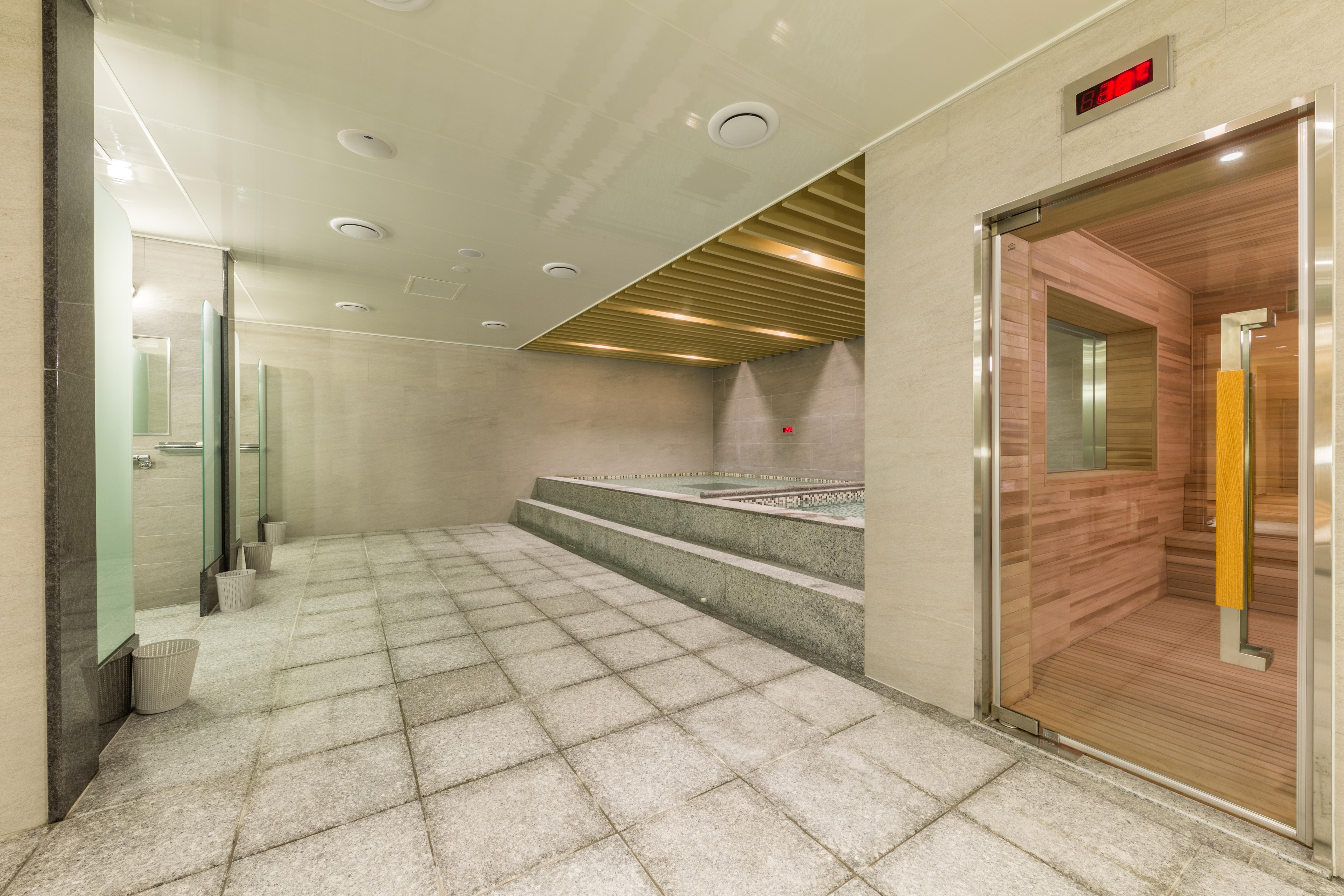 Howard Johnson By Wyndham Incheon Airport Exterior foto