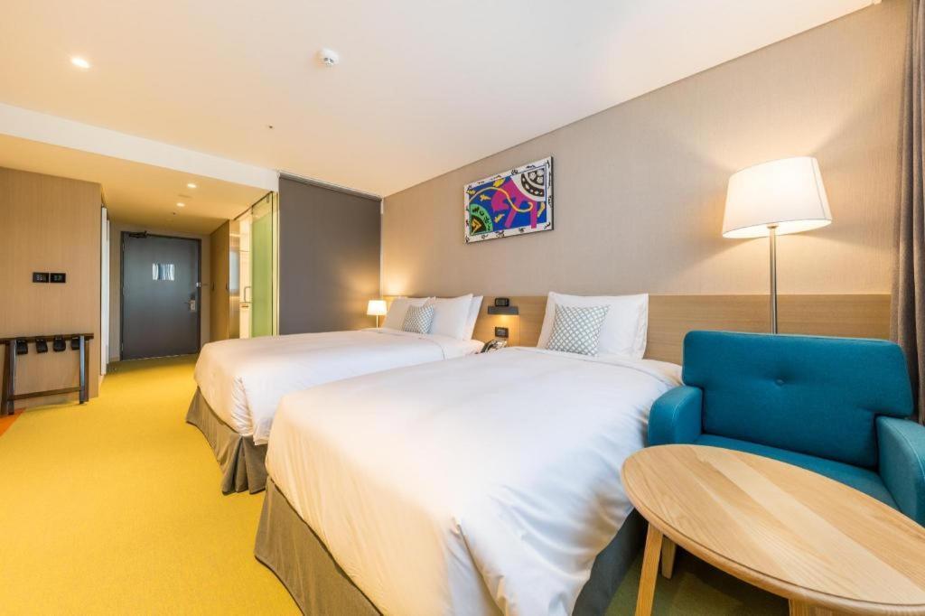 Howard Johnson By Wyndham Incheon Airport Exterior foto